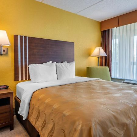 Quality Inn And Suites Palatka Riverfront Exterior photo