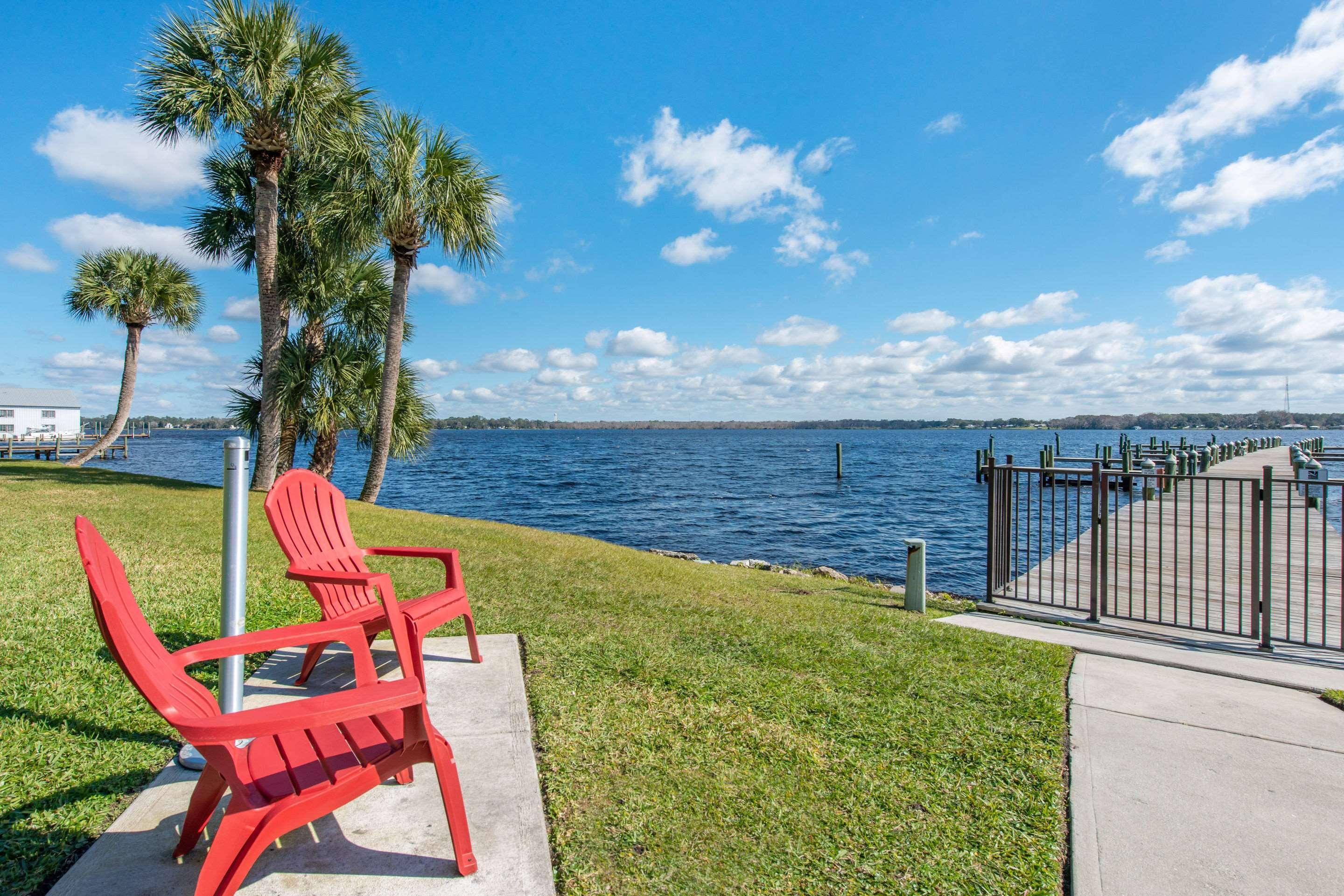 Quality Inn And Suites Palatka Riverfront Exterior photo