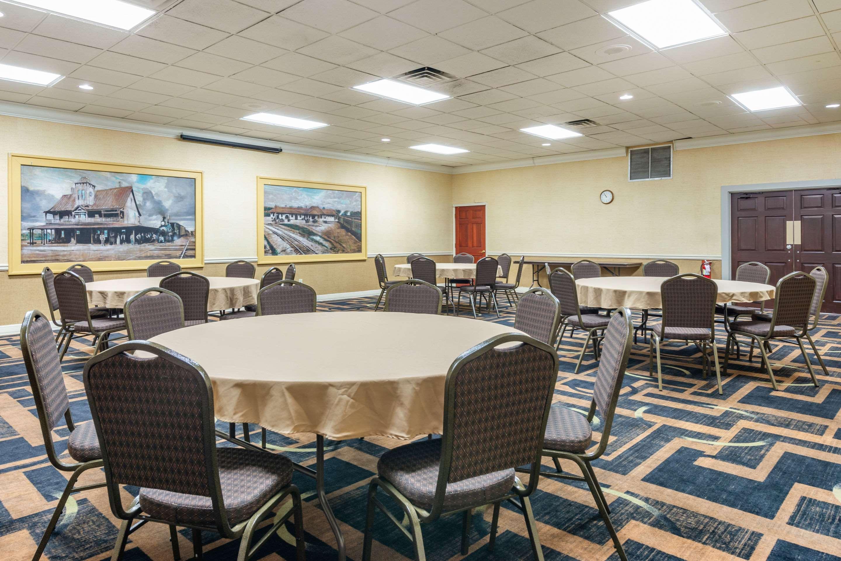 Quality Inn And Suites Palatka Riverfront Exterior photo