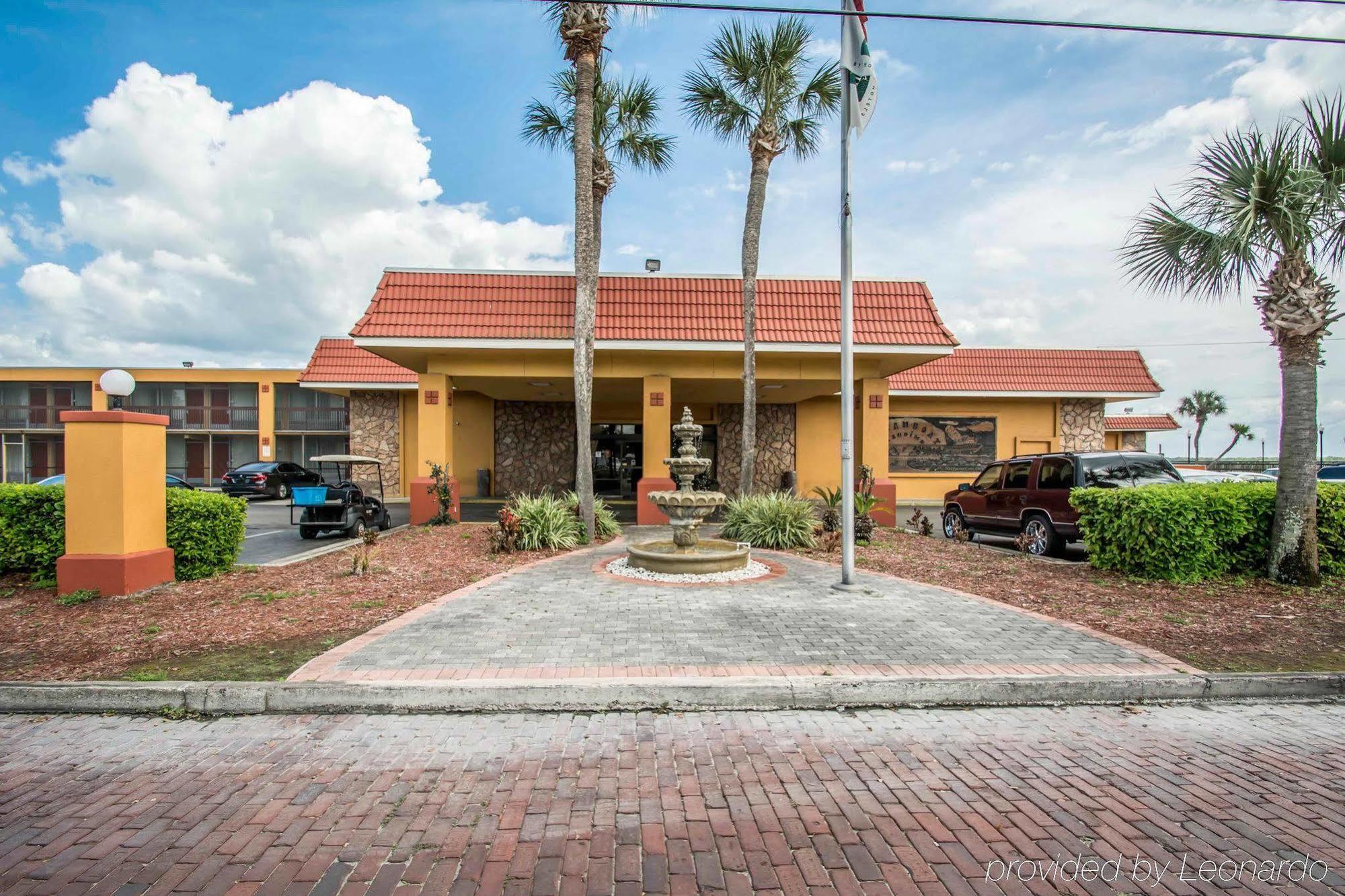 Quality Inn And Suites Palatka Riverfront Exterior photo