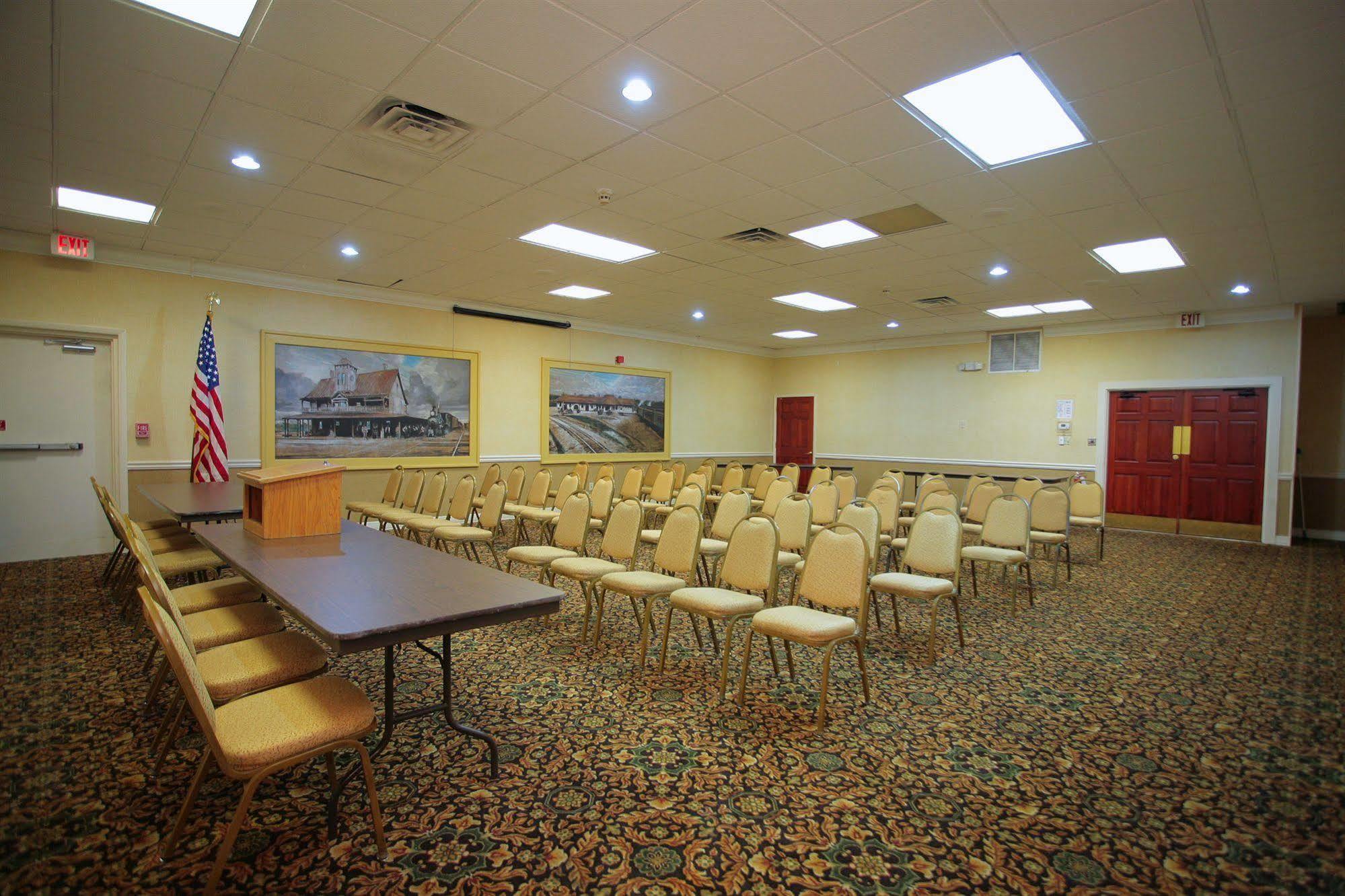 Quality Inn And Suites Palatka Riverfront Exterior photo